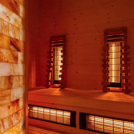 Lux Z Tarasem - Centrum - Parking Sauna Siłownia Meldunki 24na7 Wrocław