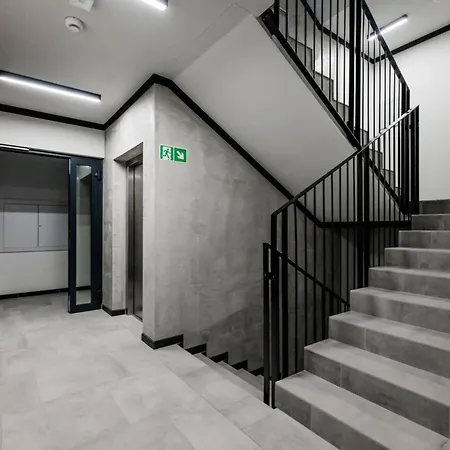 Lux Z Tarasem - Centrum - Parking Sauna Silownia Meldunki 24na7 Apartment *
