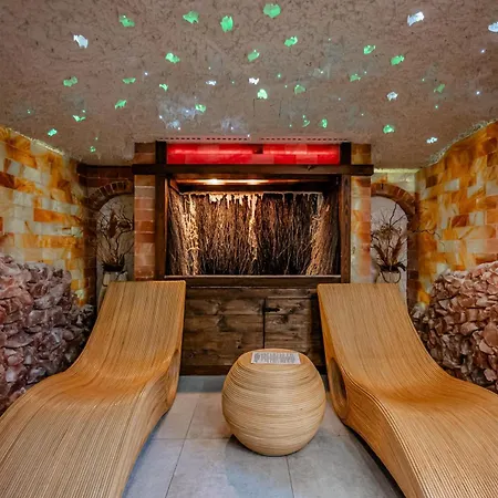 Lux Z Tarasem - Centrum - Parking Sauna Siłownia Meldunki 24na7