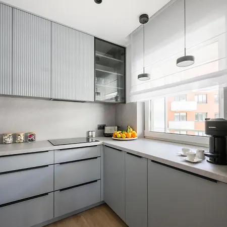 Apartament Lux Z Tarasem - Centrum - Parking Sauna Siłownia Meldunki 24na7 *