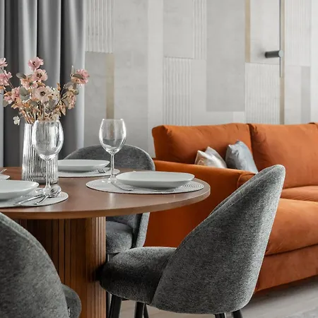 Lux Z Tarasem - Centrum - Parking Sauna Silownia Meldunki 24na7 Wrocław