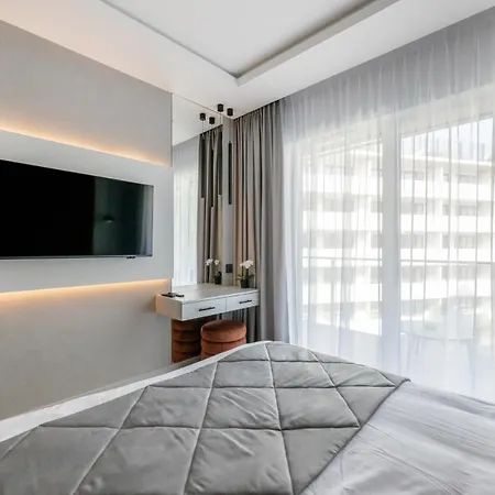 Apartament Lux Z Tarasem - Centrum - Parking Sauna Siłownia Meldunki 24na7